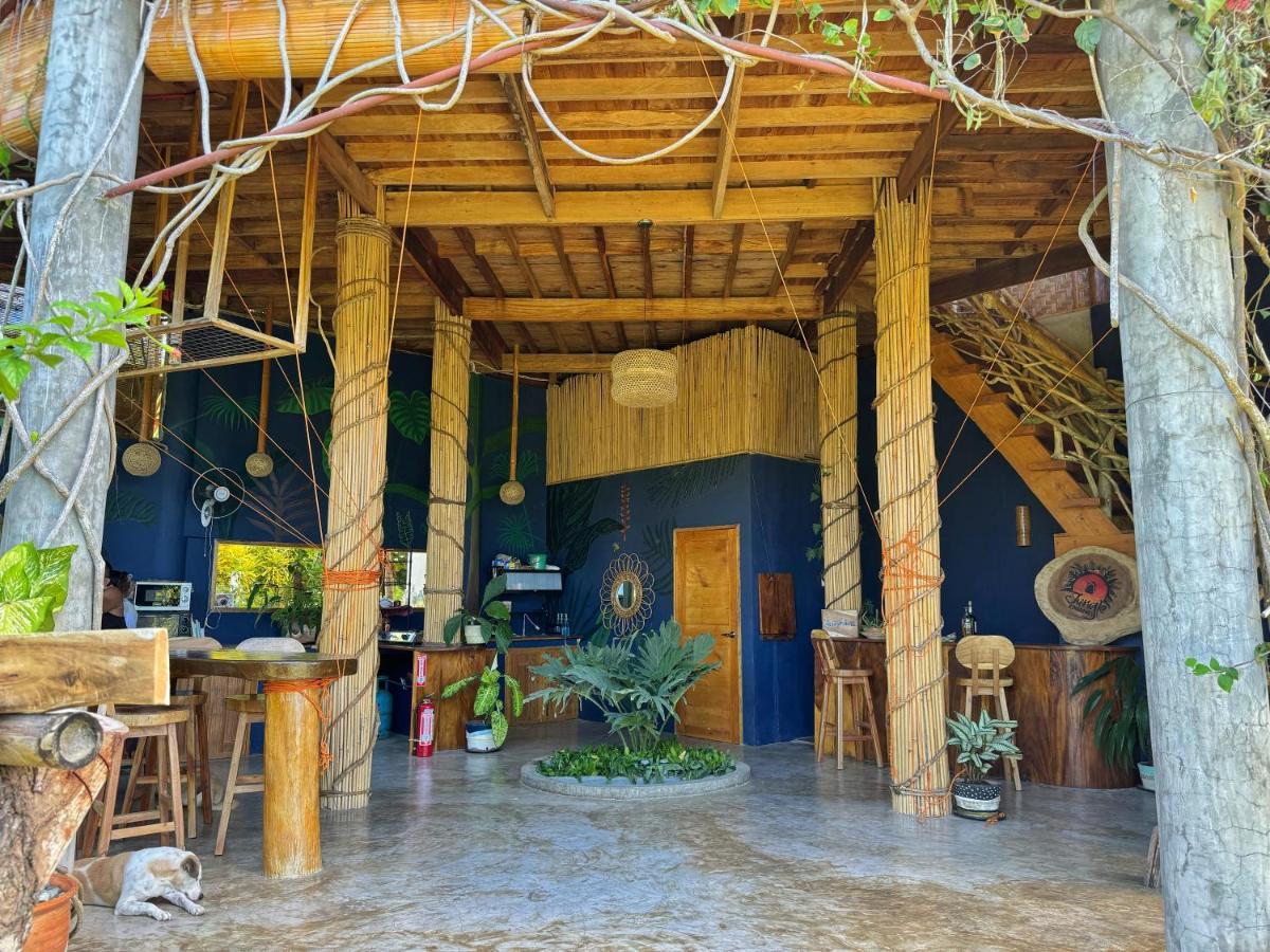 Jungle Kingdomes Guest House Siquijor Exterior foto